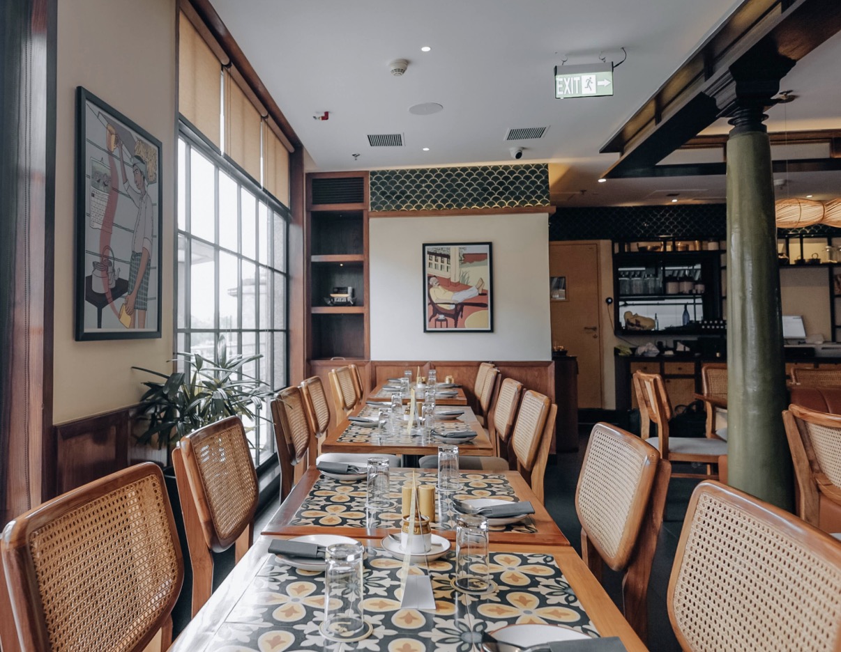 MahaBelly Saket interior